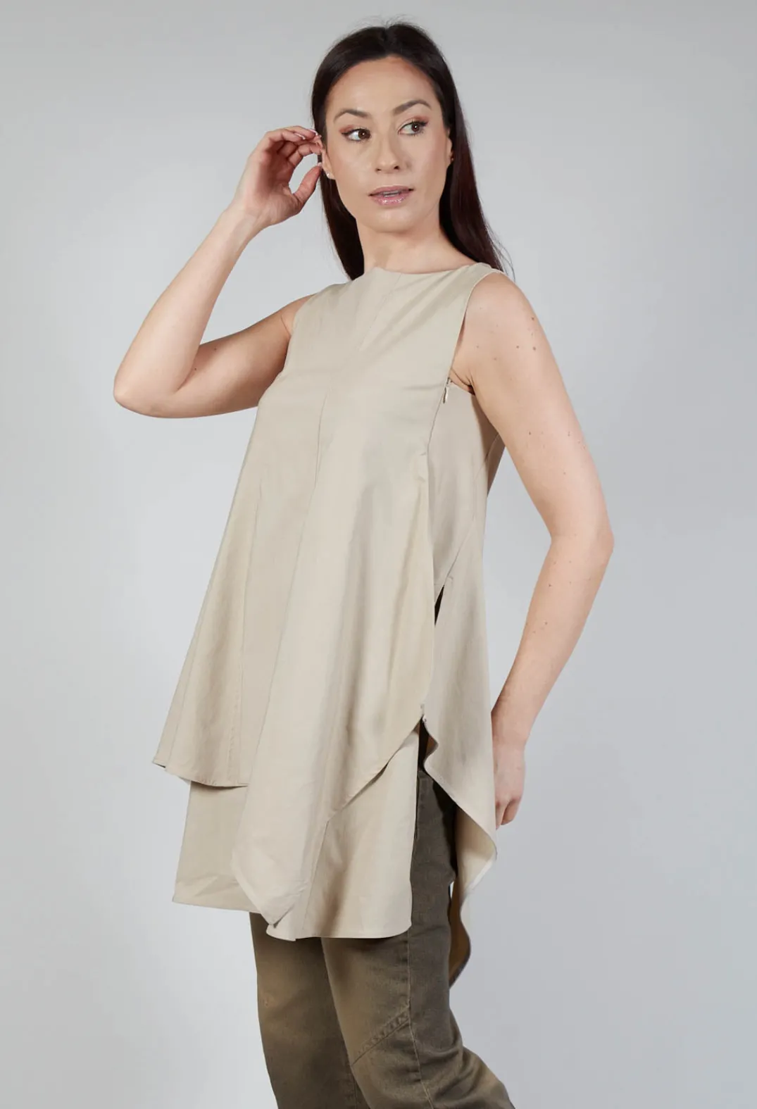 Ixos Tops^Pulp Fiction Tunic Top in Sabbia