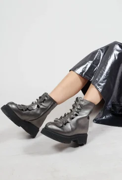Chie Mihara Boots^Qaku Ankle Boots in Plomo