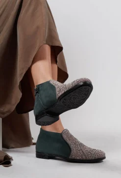 Meher Kakalia Boots^Queen Boot in Suede Grey Frost