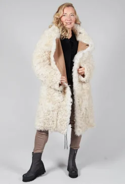 Dom Goor Coats^Reversible Toscana Coat with Fur Lining in Camel Cream