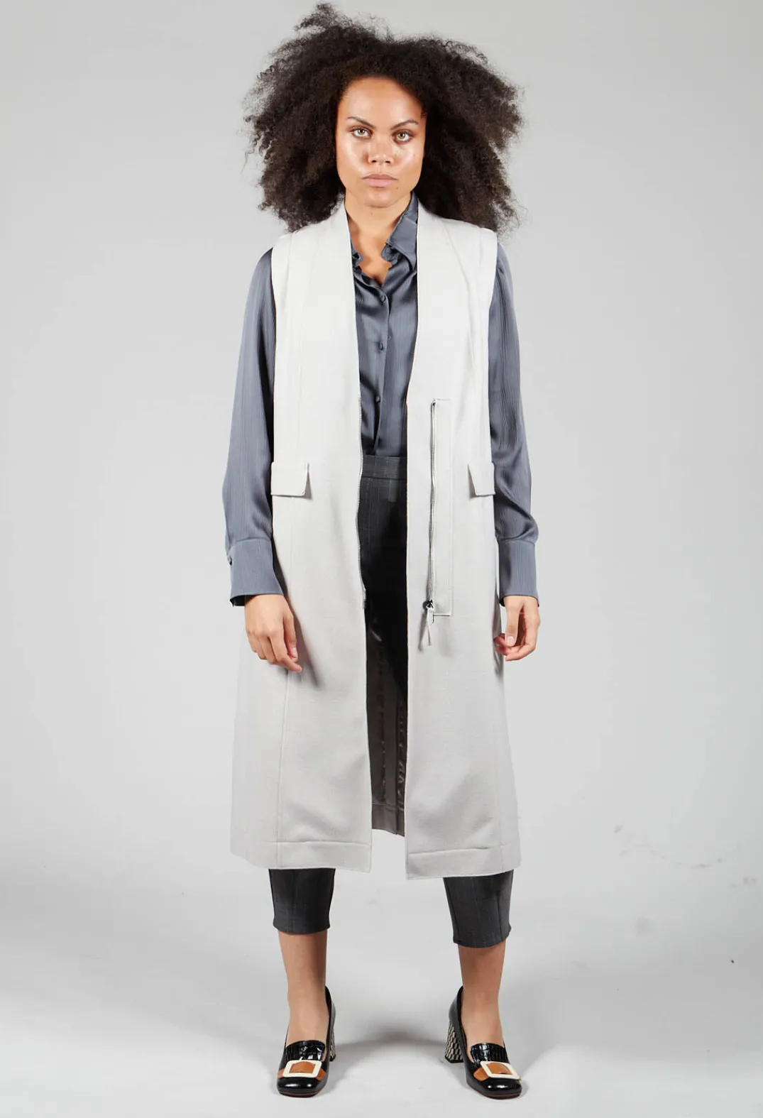 Beatrice B Shirts & Blouses^Romantic Long Sleeved Shirt in Metallic Grey