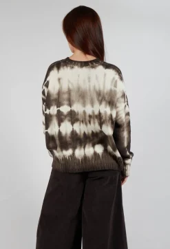 M J Watson Jumpers^Round Neck Jumper in Dark Brown