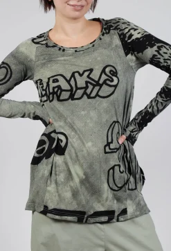 Rundholz Black Label Tops^Round Neck Top with Lettering Design in Defender Print