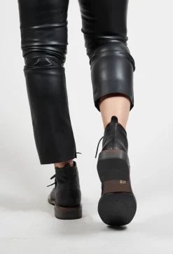 Malloni Boots^Scarpa Fuco Ankle Boots in Nero