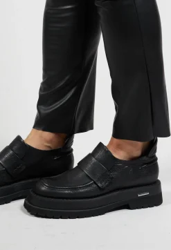 Malloni Flats^Scarpa Fuco Shoes in Nero