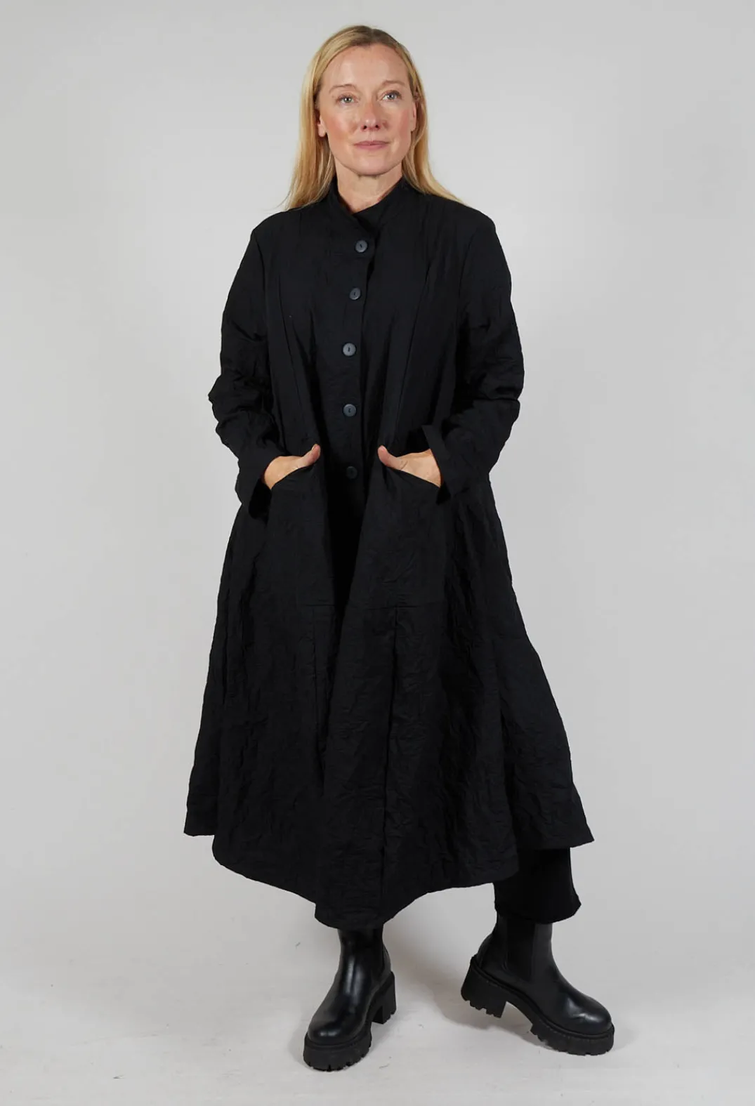 Bread and Butter Jackets^Shirt Jacket in Black