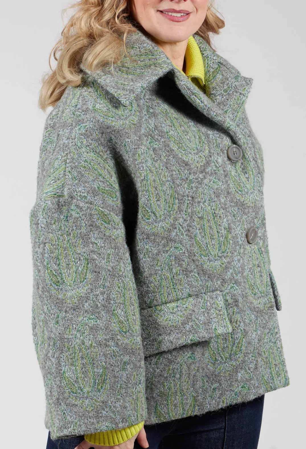 Beatrice B Coats^Short Coat with Large Collar in Grey