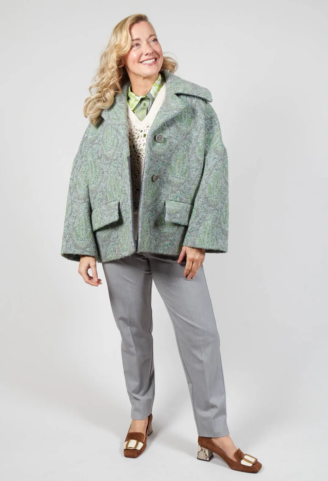 Beatrice B Coats^Short Coat with Large Collar in Grey