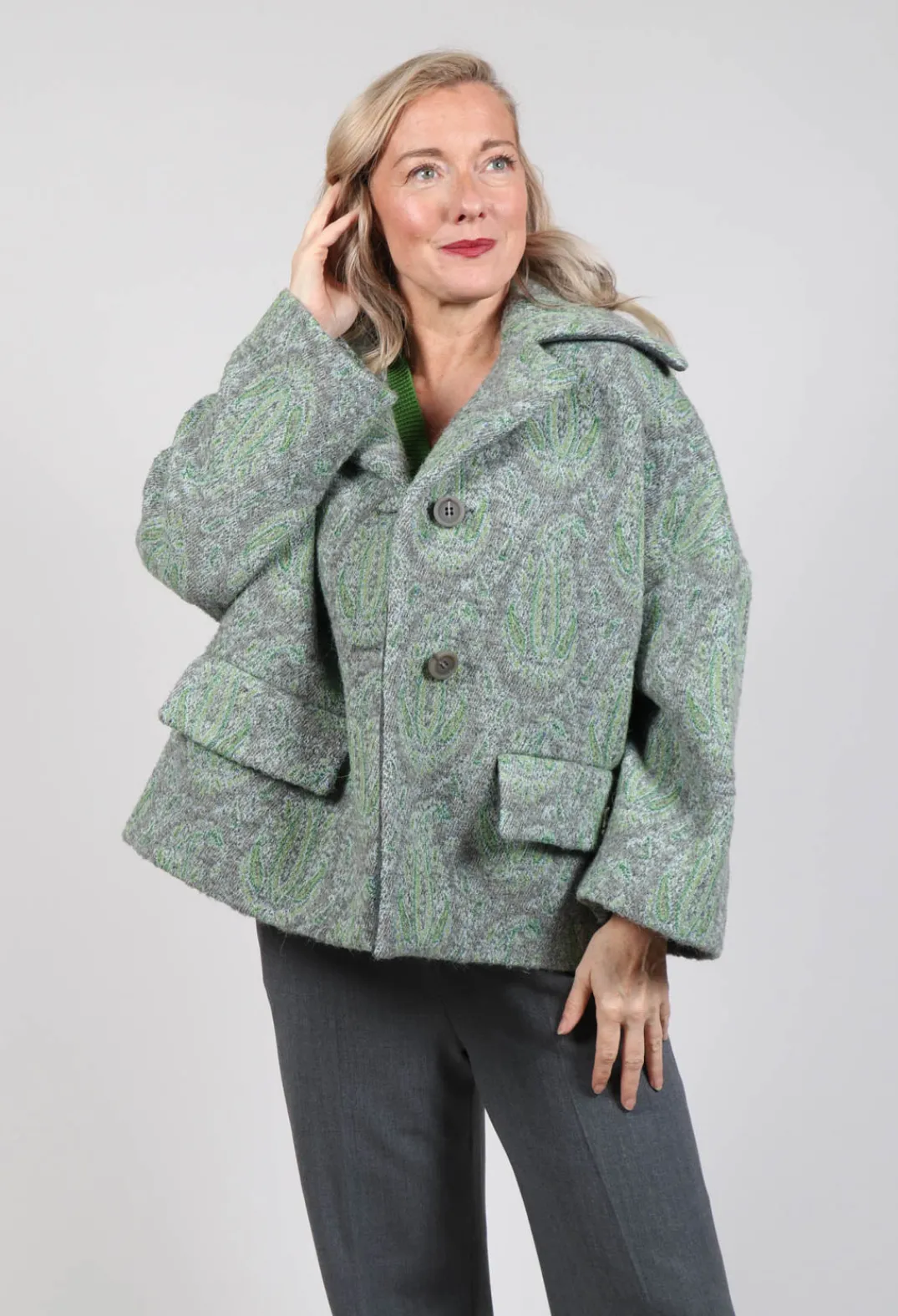 Beatrice B Coats^Short Coat with Large Collar in Grey