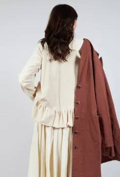 Amici Jackets^Short Structured Jacket in Cream