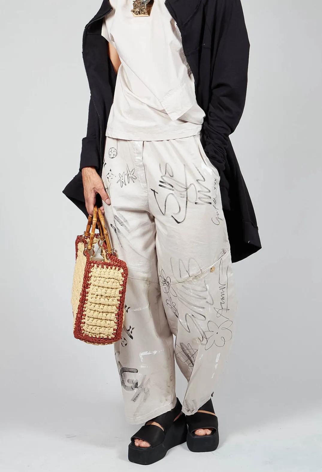 Tadashi Trousers^Signature Design Trousers in Beige
