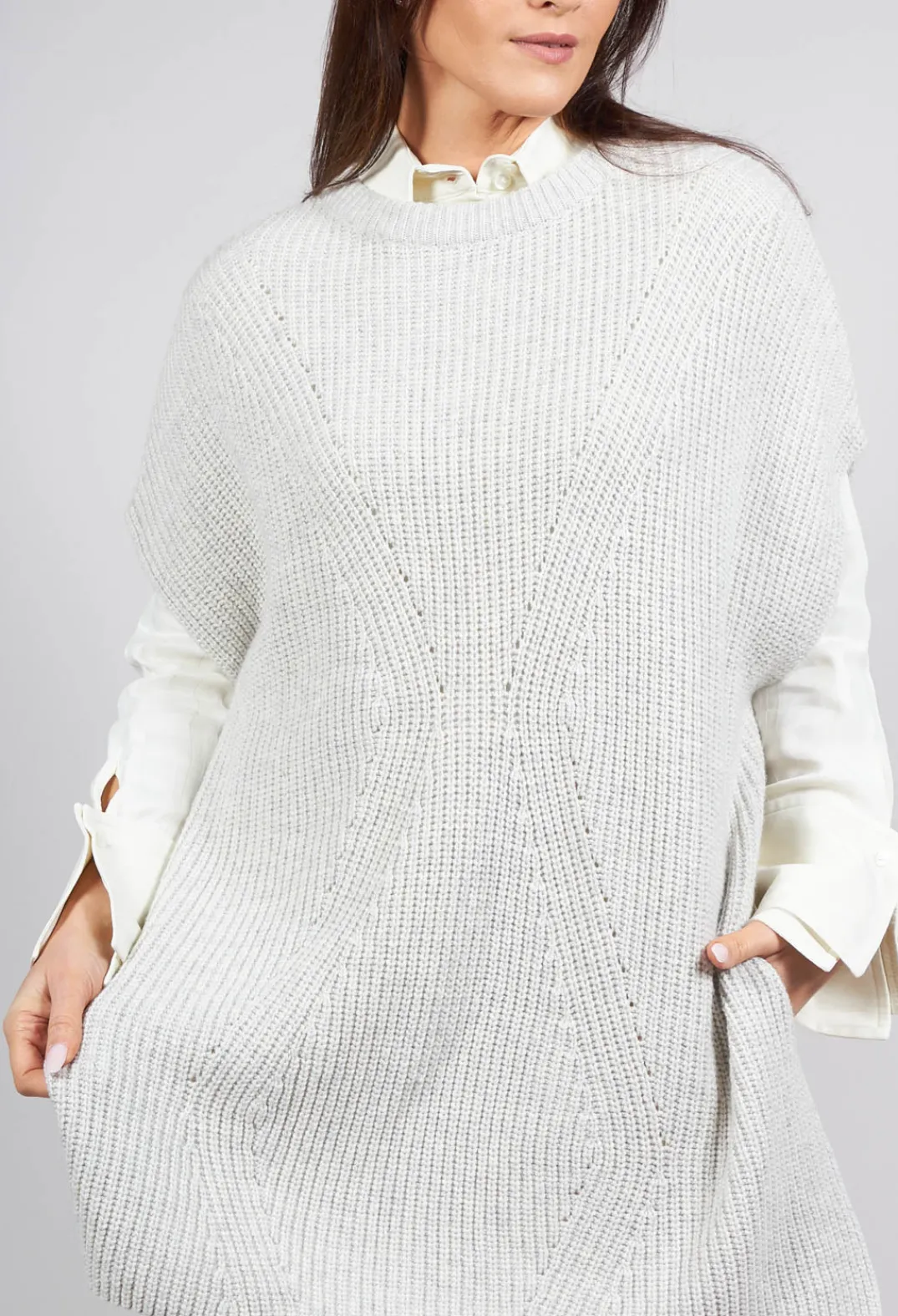 Malloni Jumpers^Sleeveless Chunky Jumper in Grafite Grey