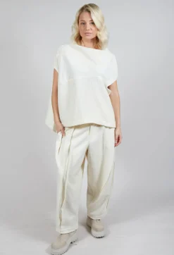 Moyuru Jumpers^Sleeveless Jumper in Cream