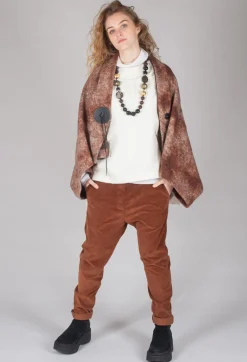 Moyuru Jumpers^Sleeveless Jumper in Cream