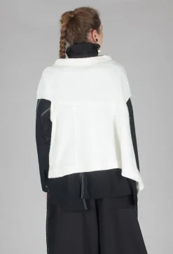 Moyuru Jumpers^Sleeveless Jumper in Cream