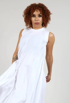 Bread and Butter Dresses^Sleeveless Maxi dress in White