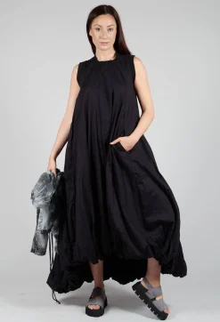 Bread and Butter Dresses^Sleeveless Maxi dress in Black
