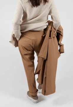 Rundholz Mainline Trousers^Slim Trousers in Camel