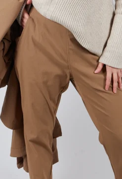 Rundholz Mainline Trousers^Slim Trousers in Camel