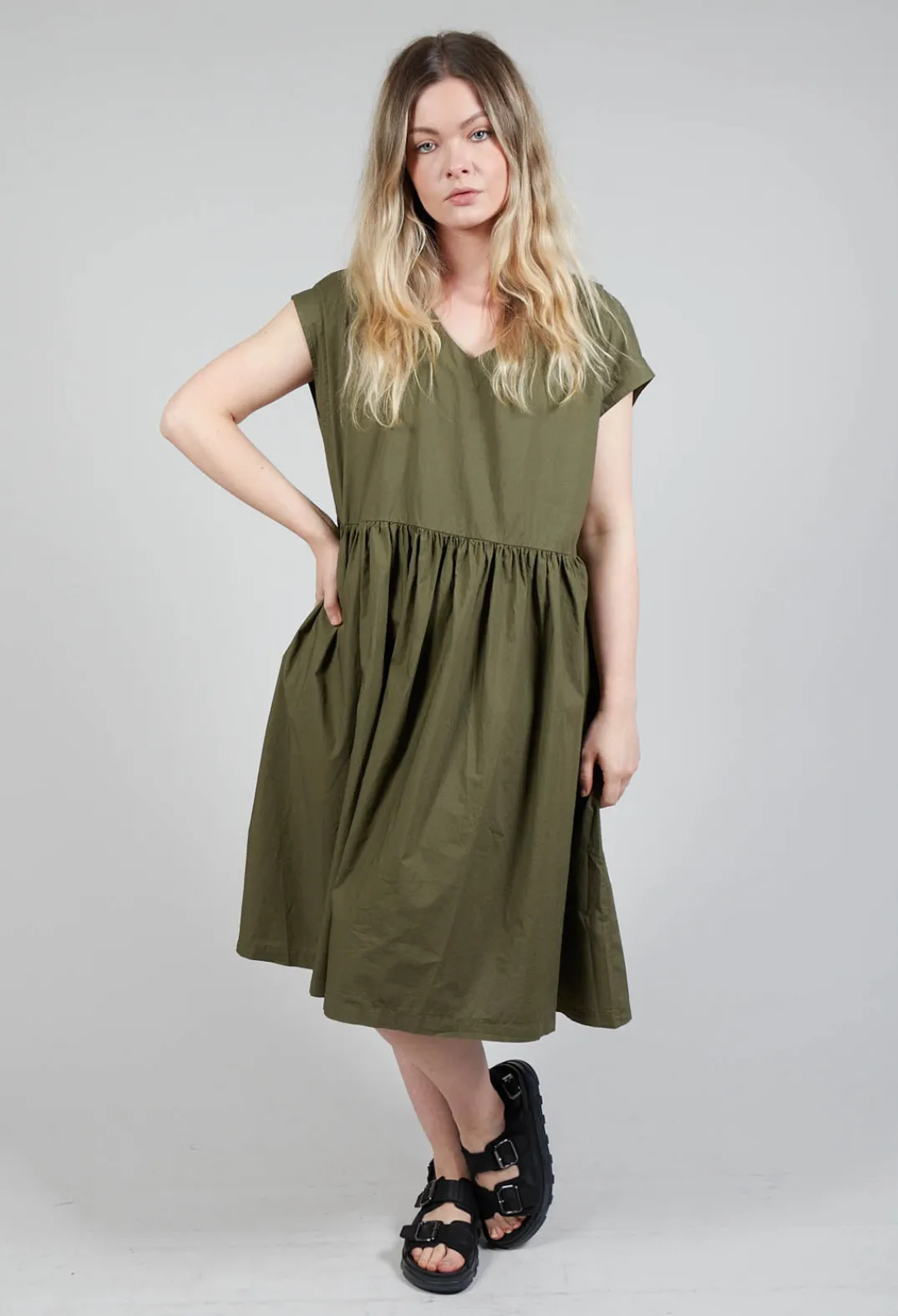 Amici Dresses^Smock Dress in Oliva