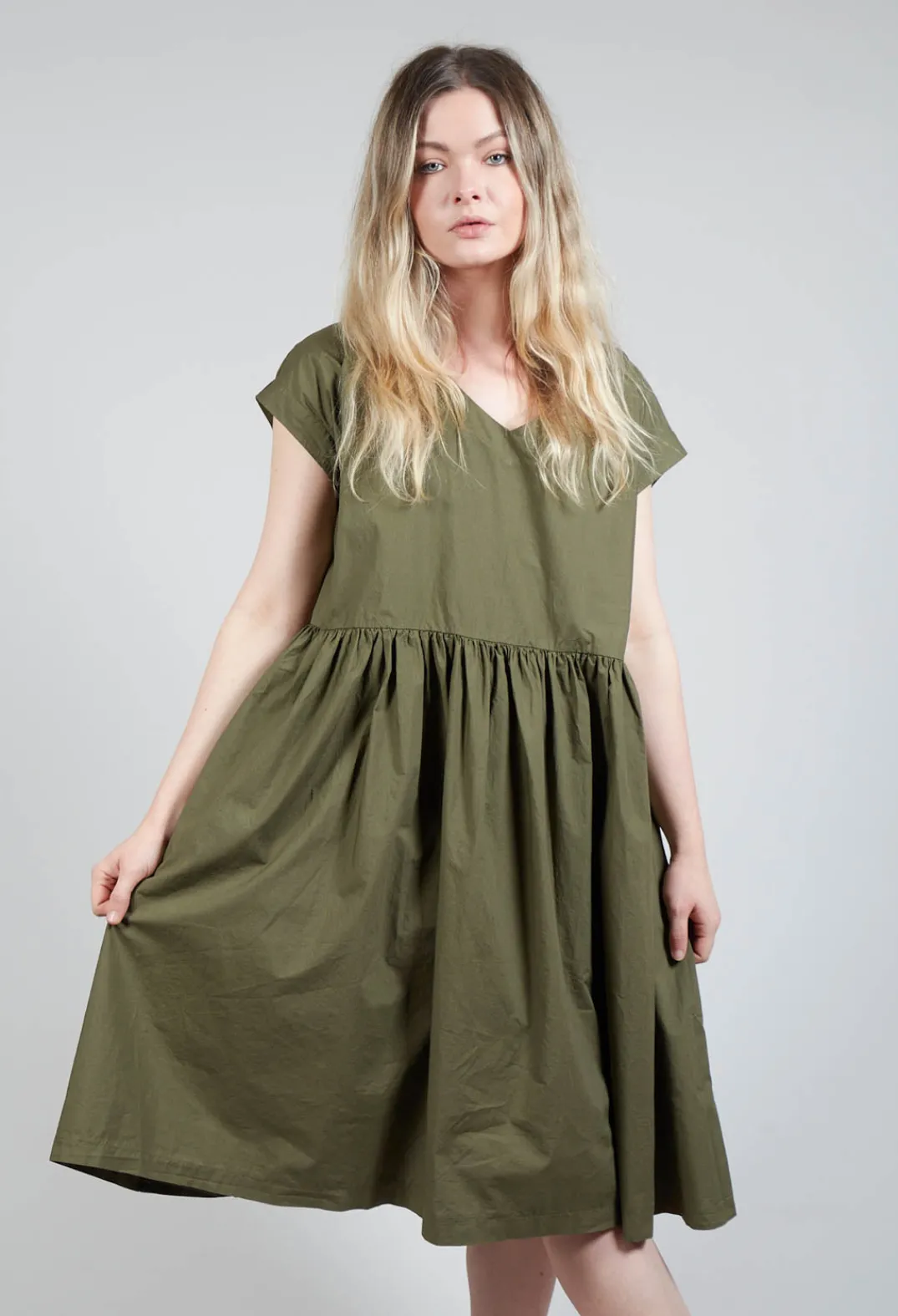 Amici Dresses^Smock Dress in Oliva