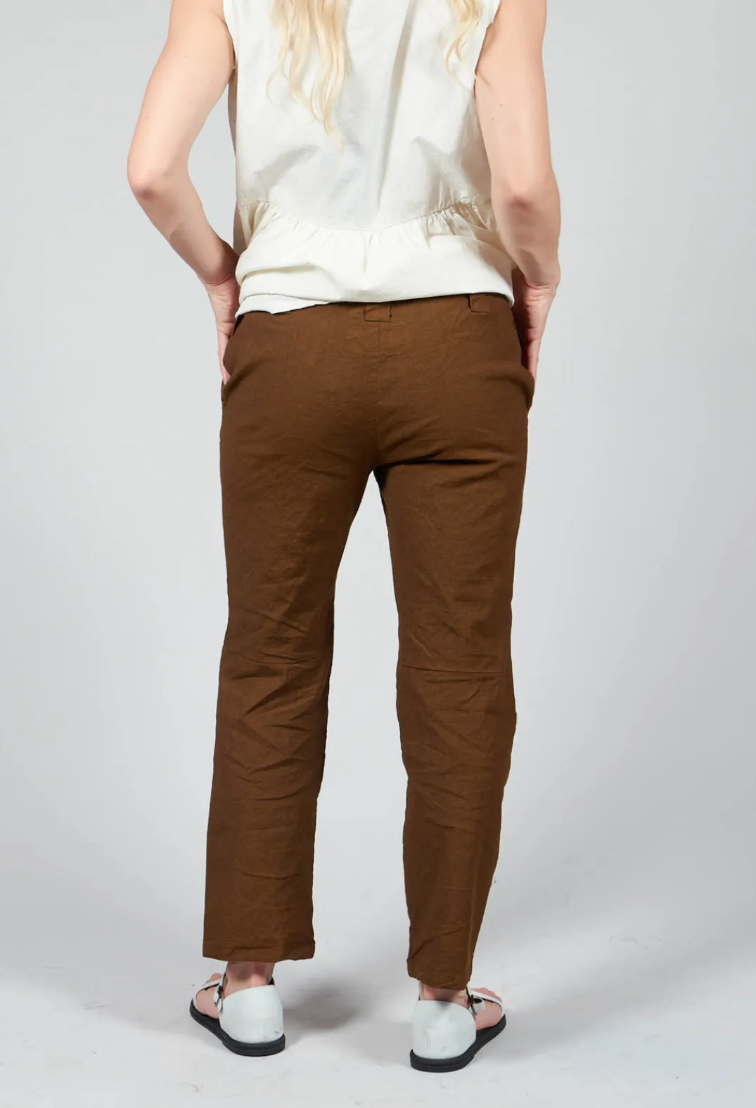 Aequamente Co-ords & Suits^Straight Leg Trousers in Oliva
