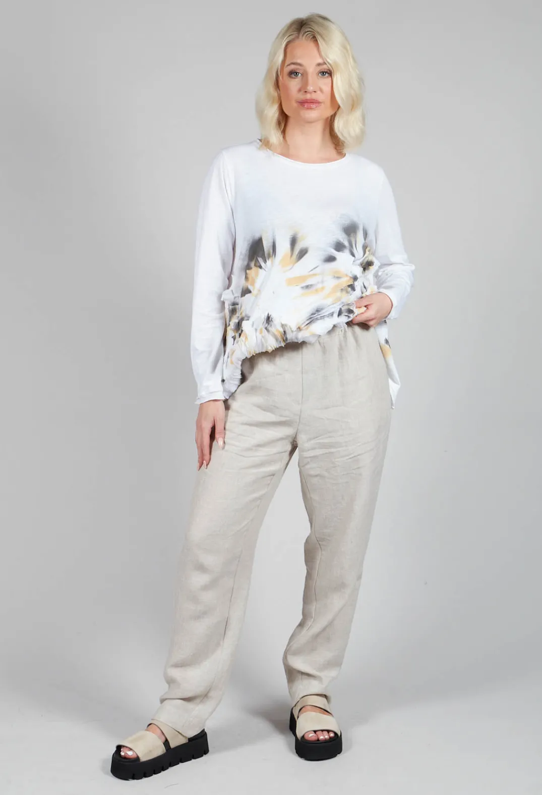 Tadashi Trousers^Straight Leg Trousers in Beige