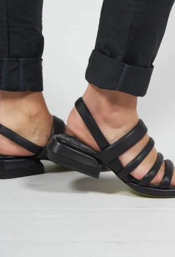IXOS Flats^Strappy Sandals in Nero