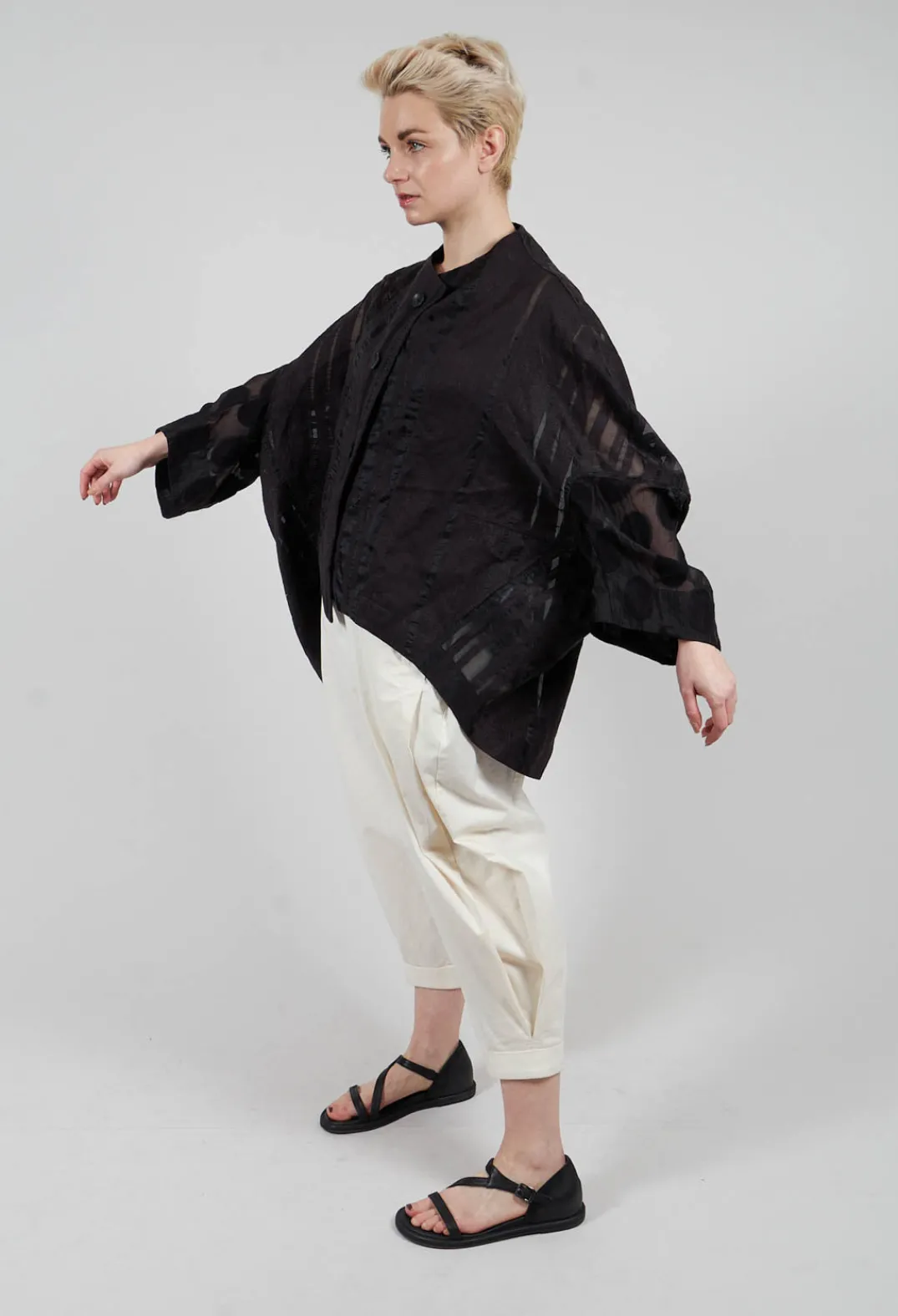 Moyuru Shirts & Blouses^Stripe Jacket in Black