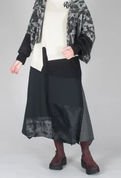 Moyuru Skirts^Stripe Skirt in Black