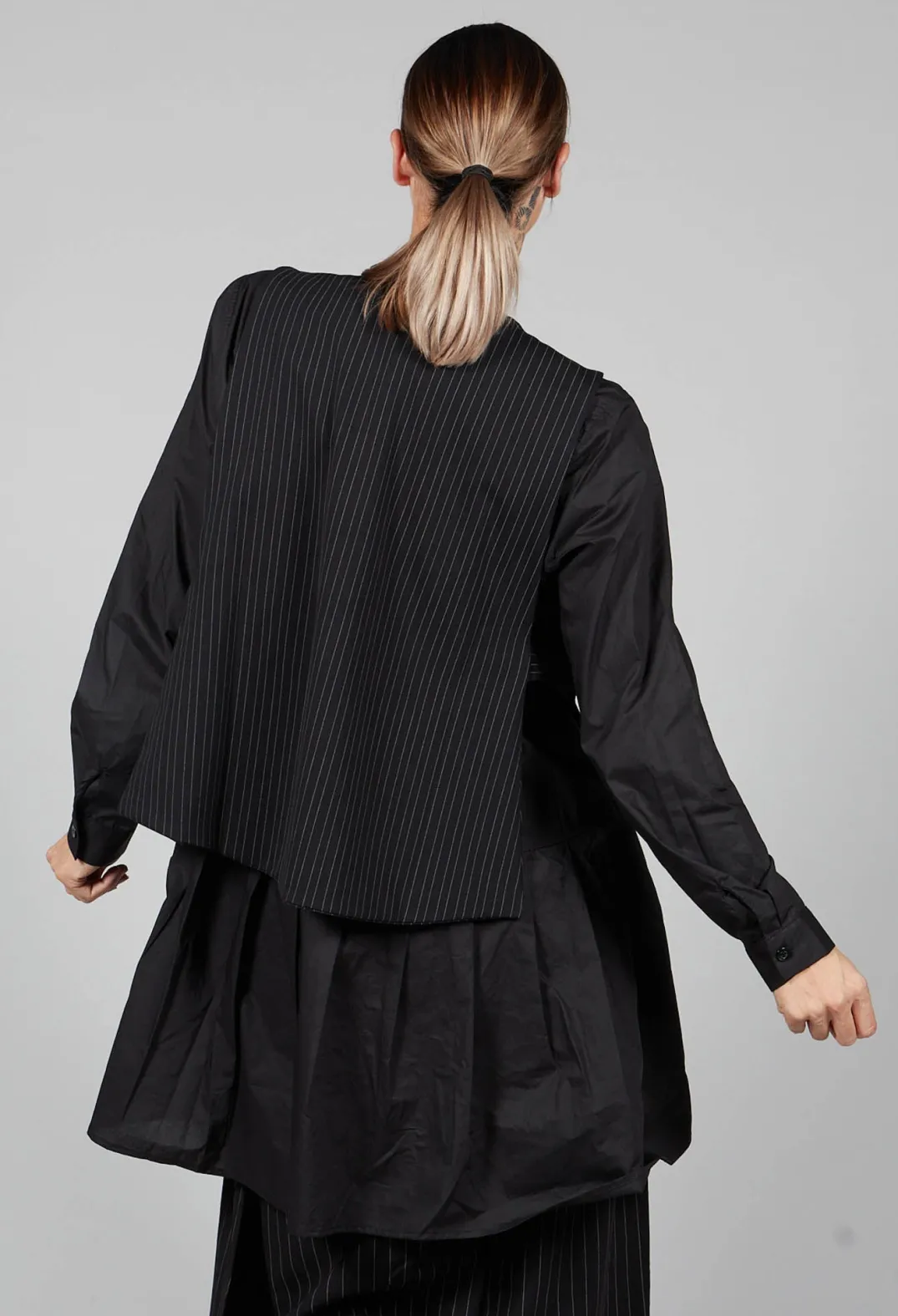 Amici Jackets^Striped Back Tie Cotton Blend Vest in Black