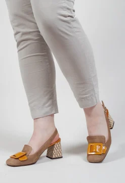 Chie Mihara Boots^Suzan Heel in Ocre Brown