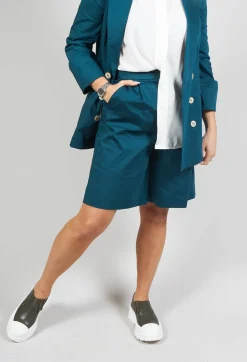 Beatrice B Shorts^Tailored Bermuda Shorts in Poseidon Green