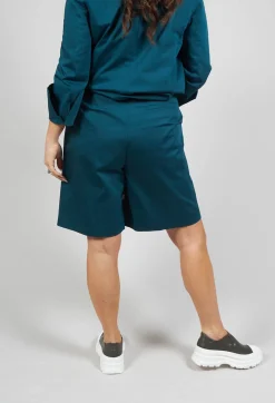 Beatrice B Shorts^Tailored Bermuda Shorts in Poseidon Green