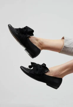 Rundholz Mainline Flats^Tied Bow Slip On Shoes in Black
