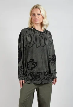 Rundholz Black Label Tops^Top with Lettering Design in Camp Print