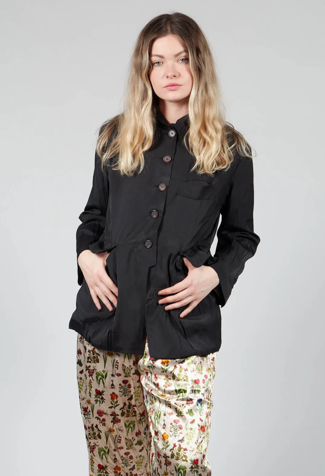 Aleksandr Manamis Jackets^Treasury Pleat Jacket in Black