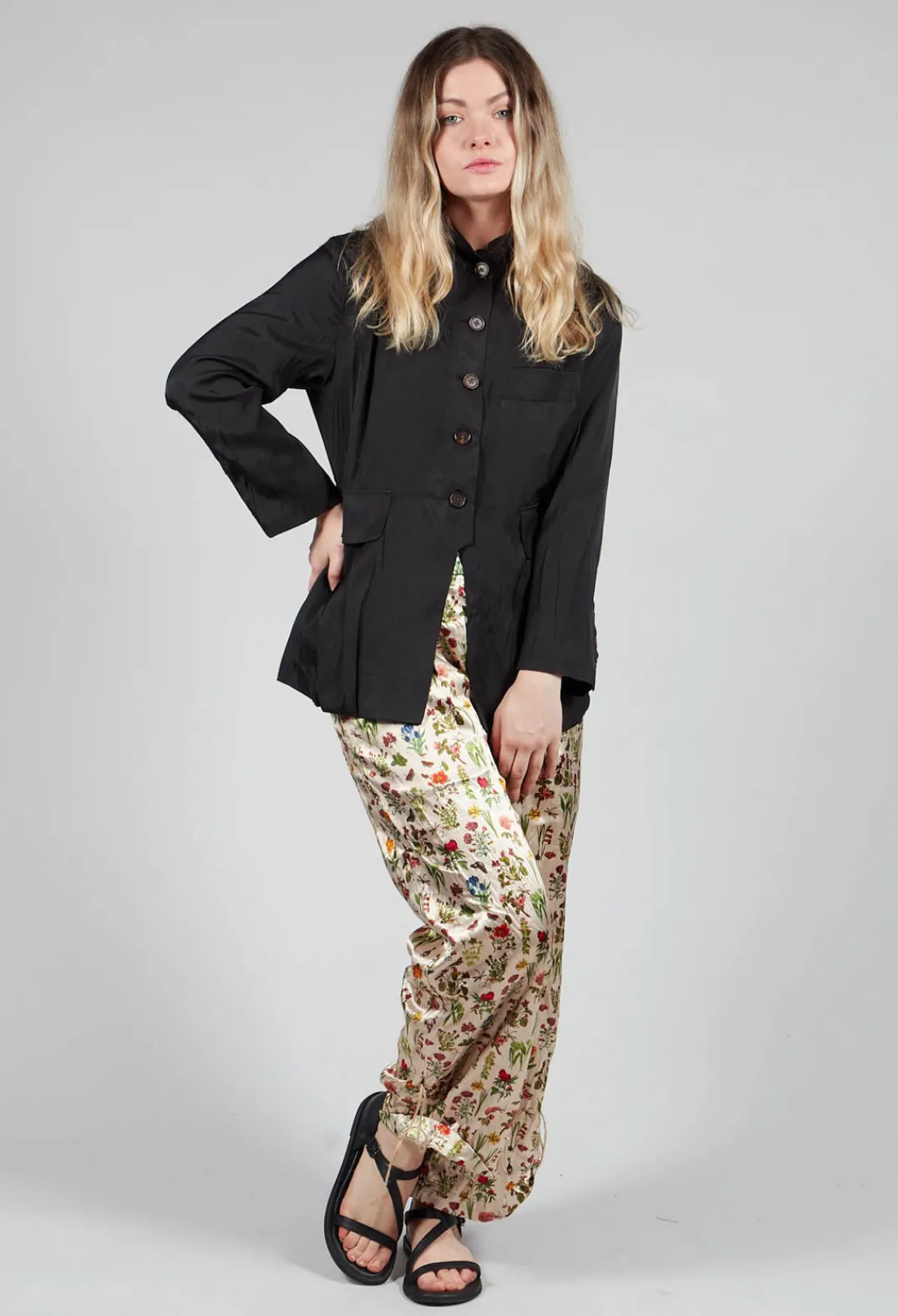 Aleksandr Manamis Jackets^Treasury Pleat Jacket in Black