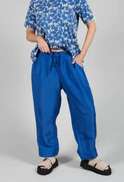 Traces of Me Trousers^Trousers Still Amparo Blue in Blue
