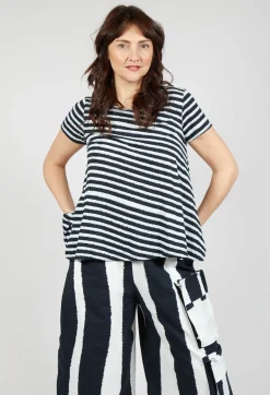 Rundholz Black Label Tops^T-Shirt with Drawstring Hem in Black Print