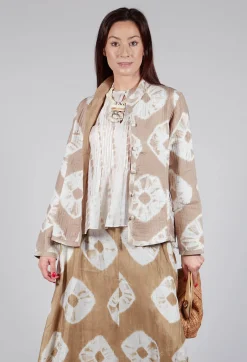 Bianco Levrin Jackets^Ulla Padded Jack in Beige and Cream