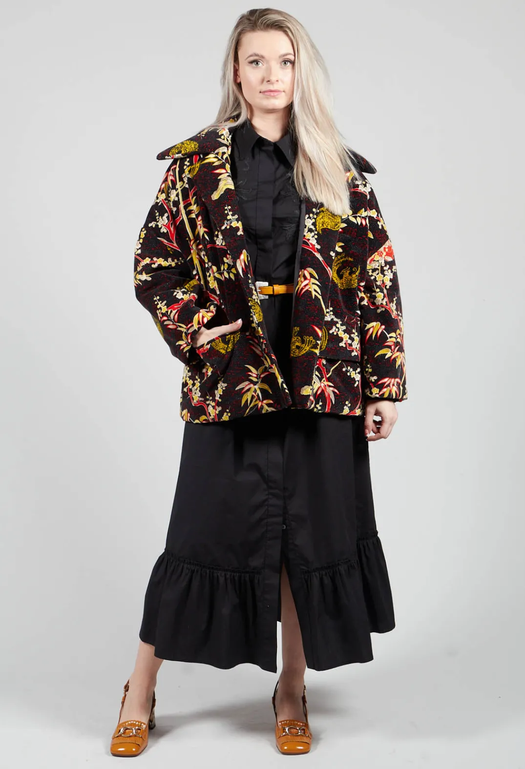 Beatrice B Coats^Velvet Short Coat in Black Print