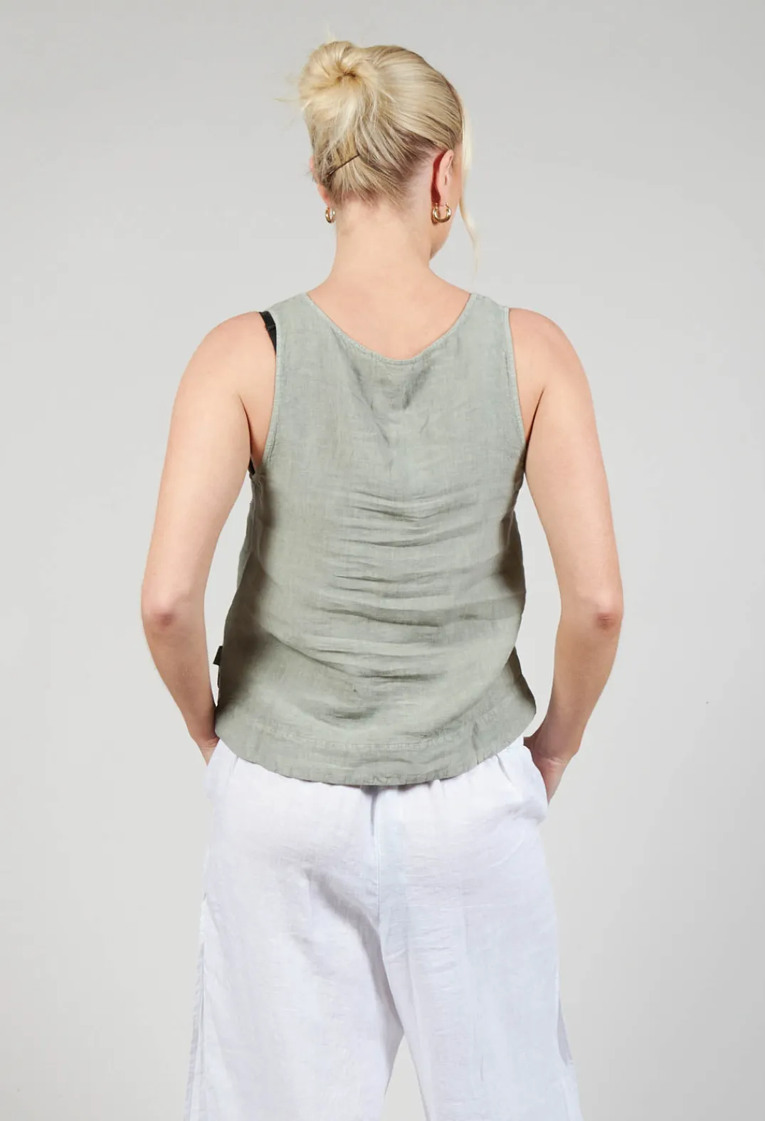 Elemente Clemente Tops^Vest Yune in Eucalyptus