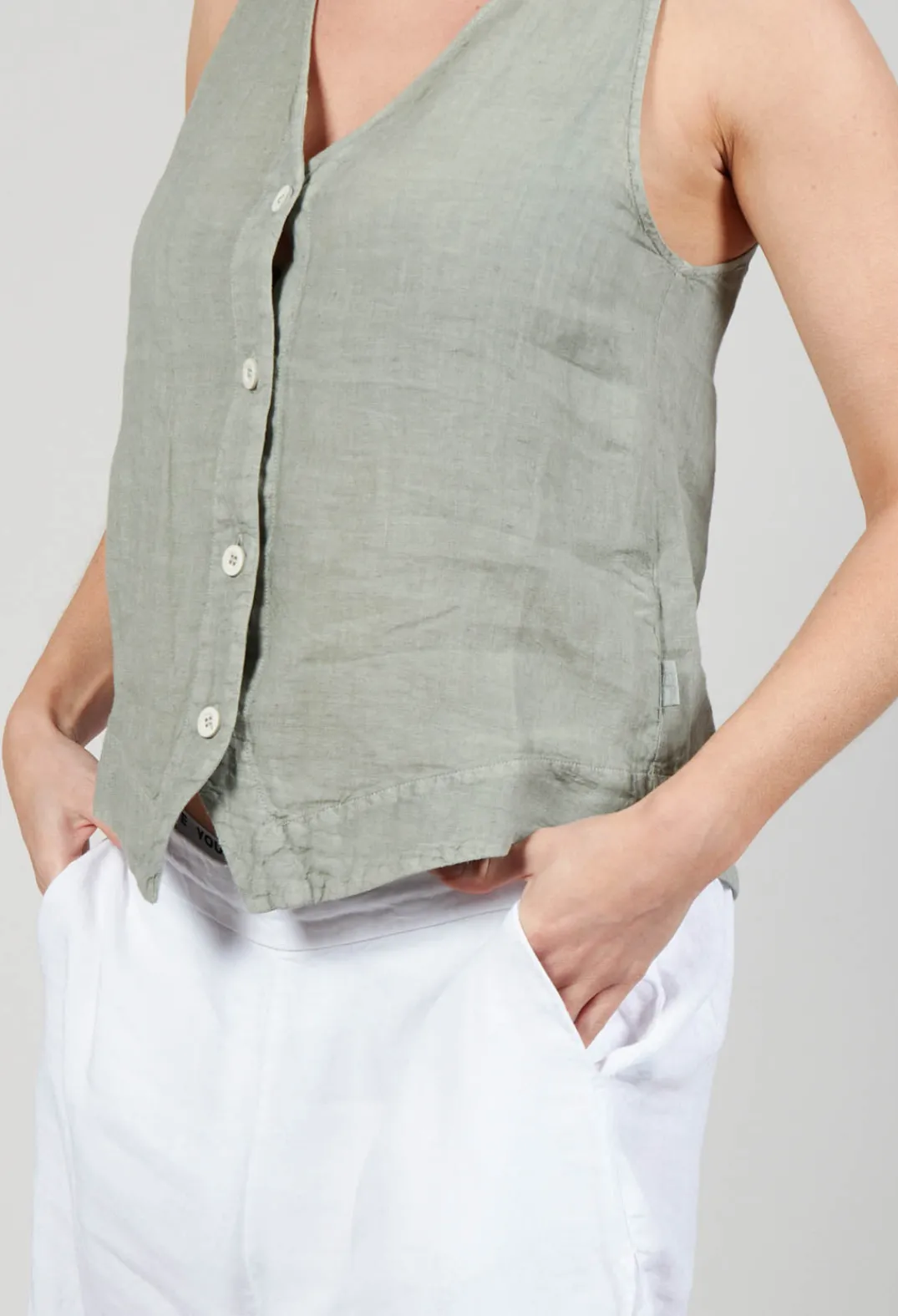 Elemente Clemente Tops^Vest Yune in Eucalyptus