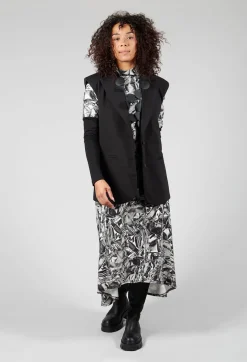 Nostra Santissima Jackets^Waistcoat with Shoulder Pads in Black