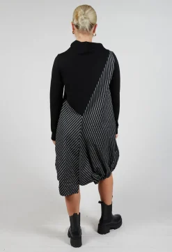 Xenia Design Dresses^Zigzag Pinu Dress in Black and White