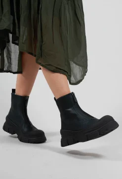 Lofina Boots^Zip Front Ankle Boots in Gasoline Verde Blu Scuro